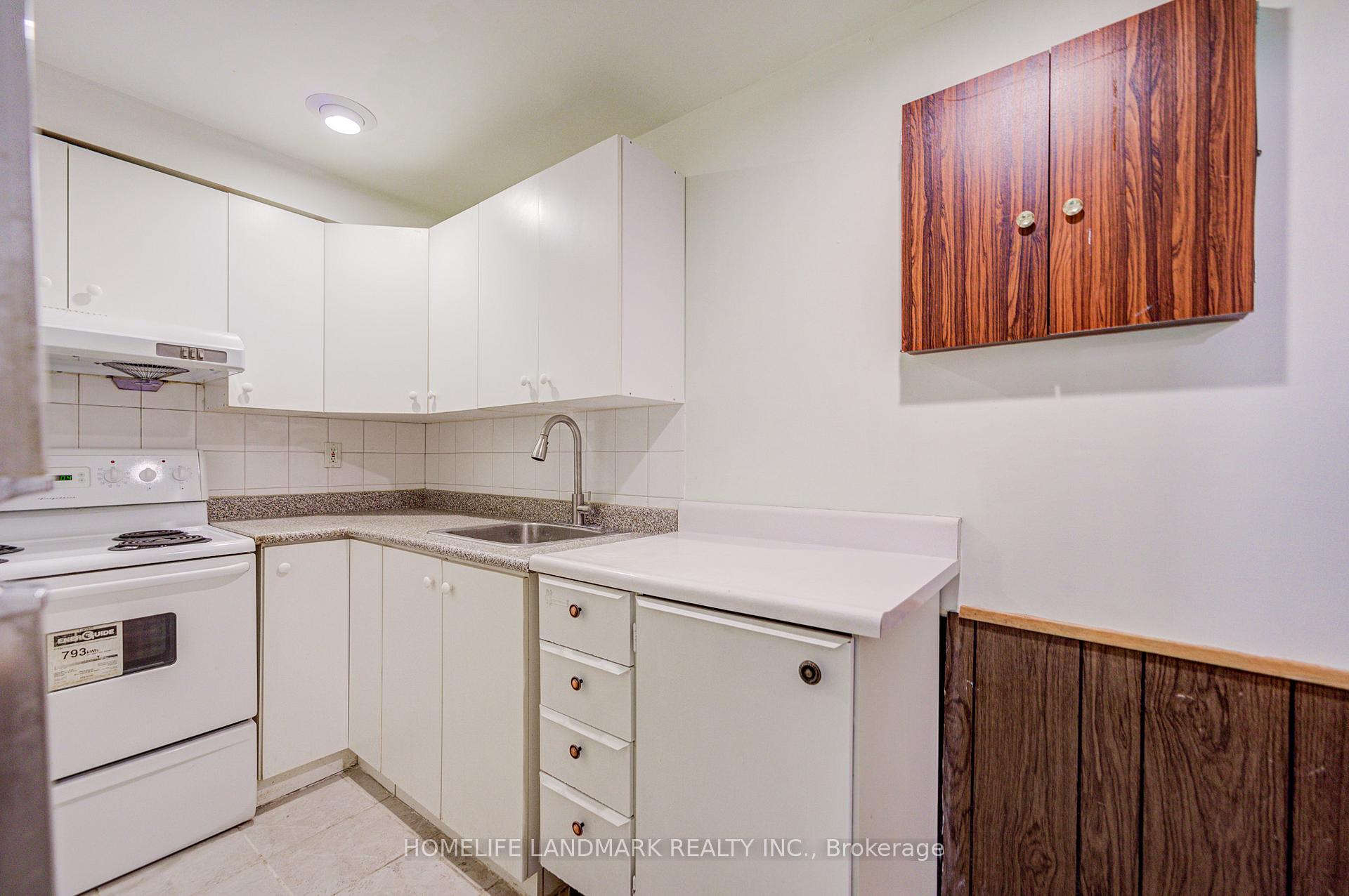 Photo 33 of 3025 Bridletowne Circle, Scarborough, L'Amoreaux — HOMEH