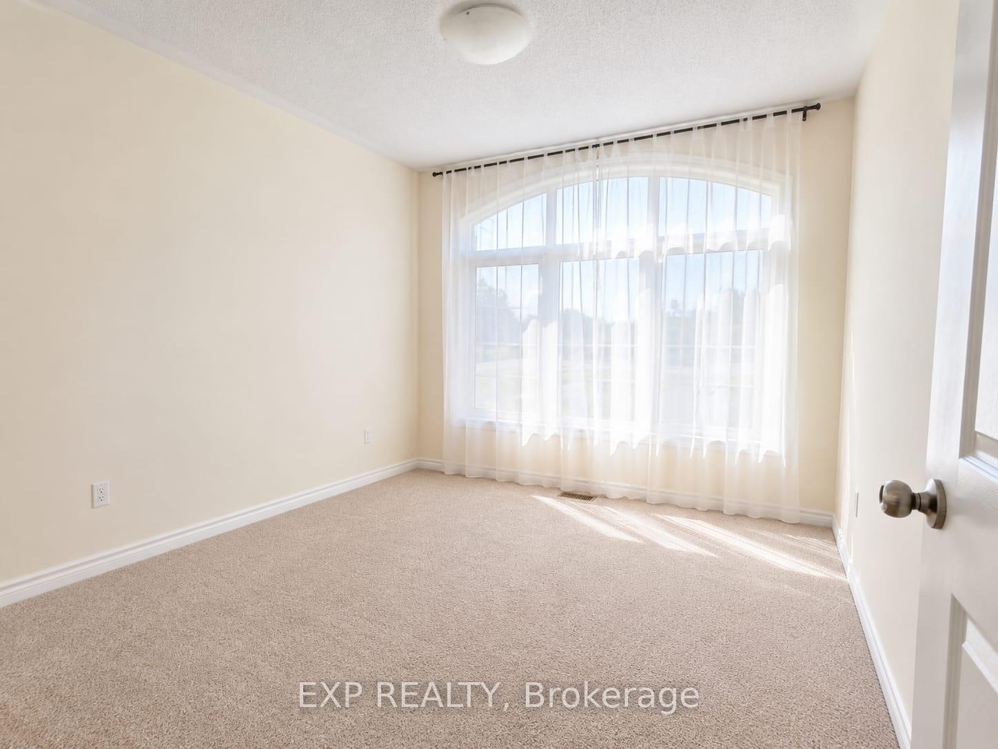 Photo 9 of 55 Fallengale Crescent, Ottawa, Kanata - Kanata Lakes/Heritage Hills — HOMEH