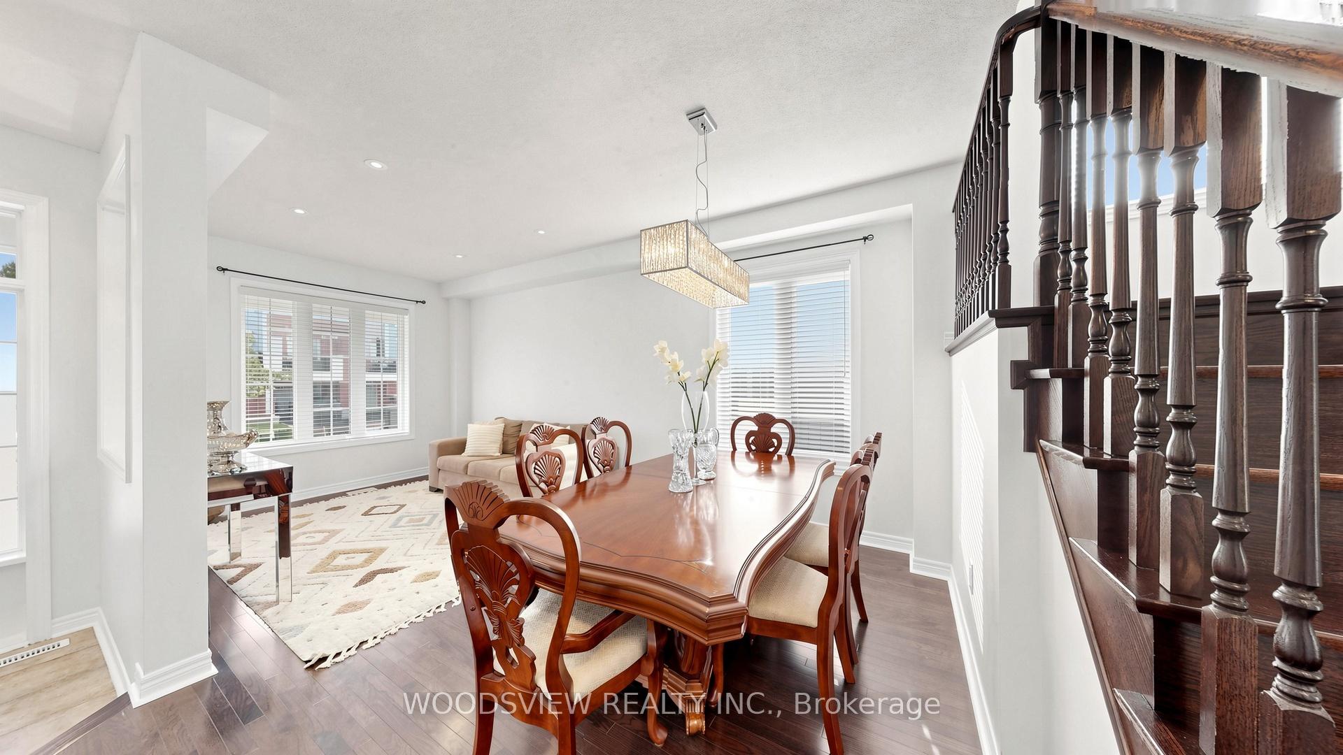 Photo 8 of 7 Deancrest Road, Brampton, Northwest Brampton — HOMEH