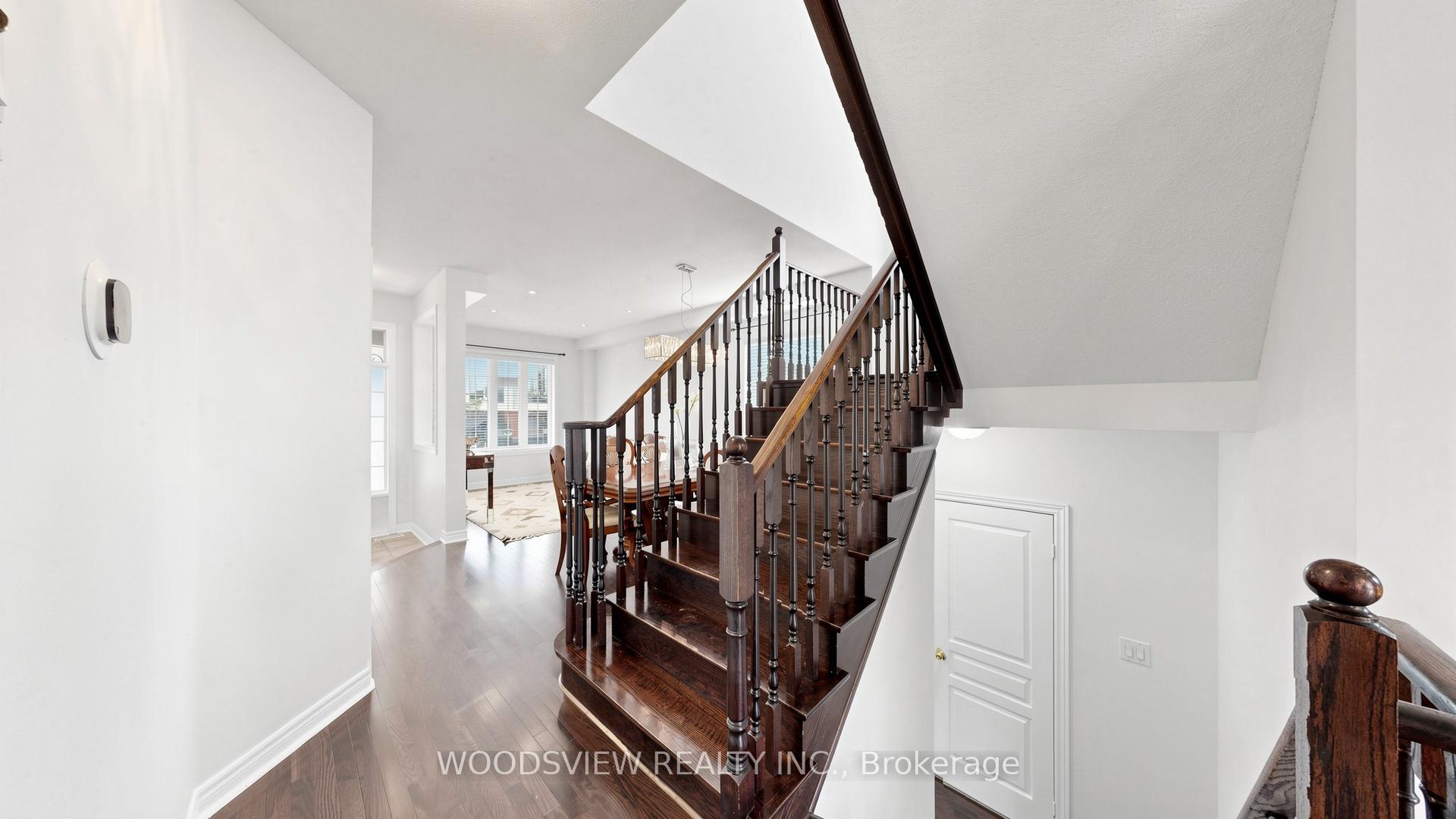 Photo 9 of 7 Deancrest Road, Brampton, Northwest Brampton — HOMEH