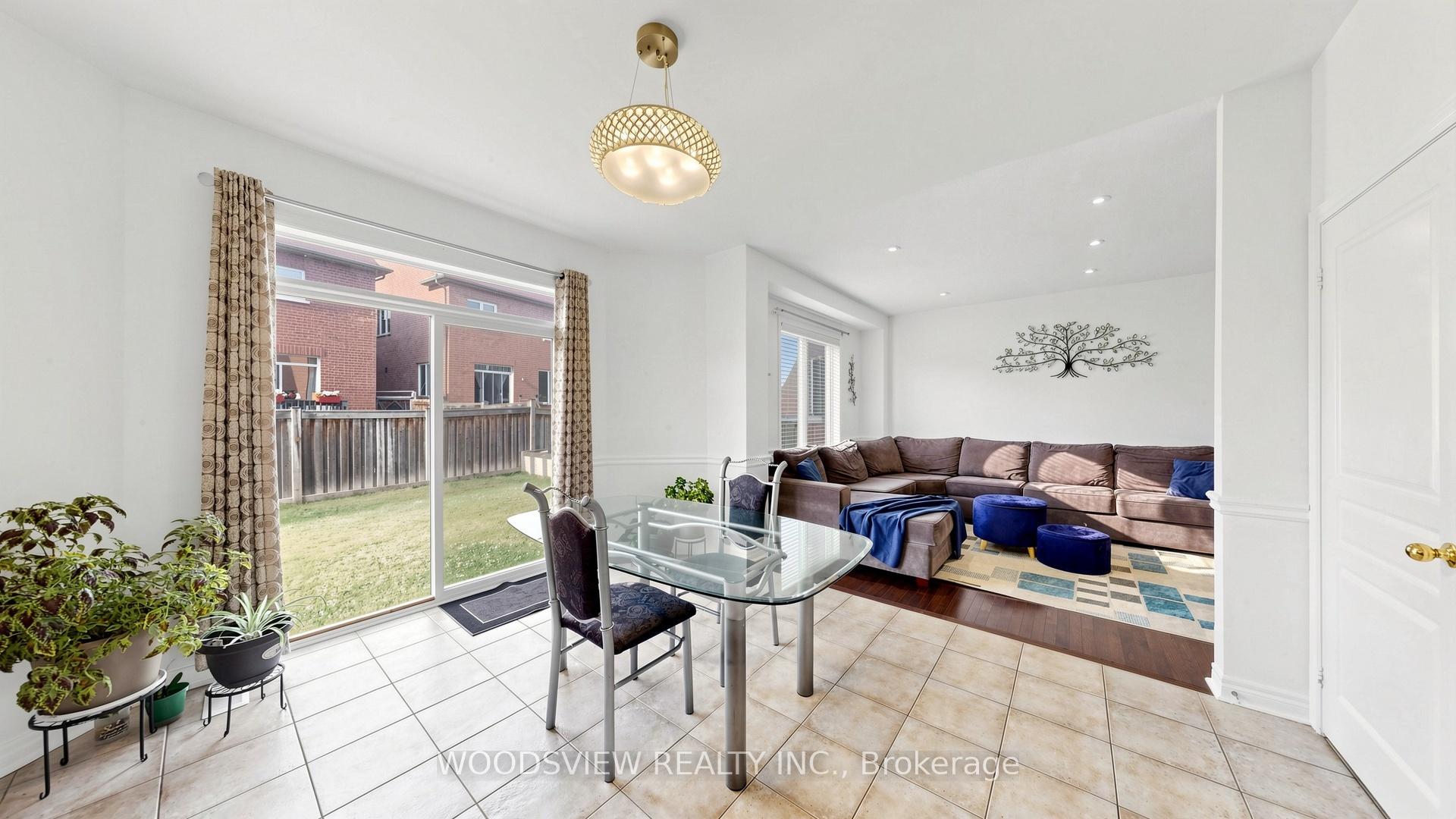 Photo 14 of 7 Deancrest Road, Brampton, Northwest Brampton — HOMEH
