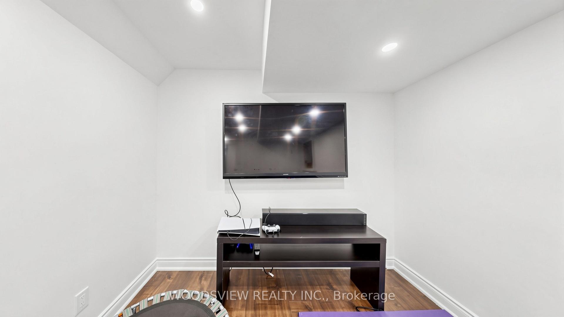 Photo 37 of 7 Deancrest Road, Brampton, Northwest Brampton — HOMEH