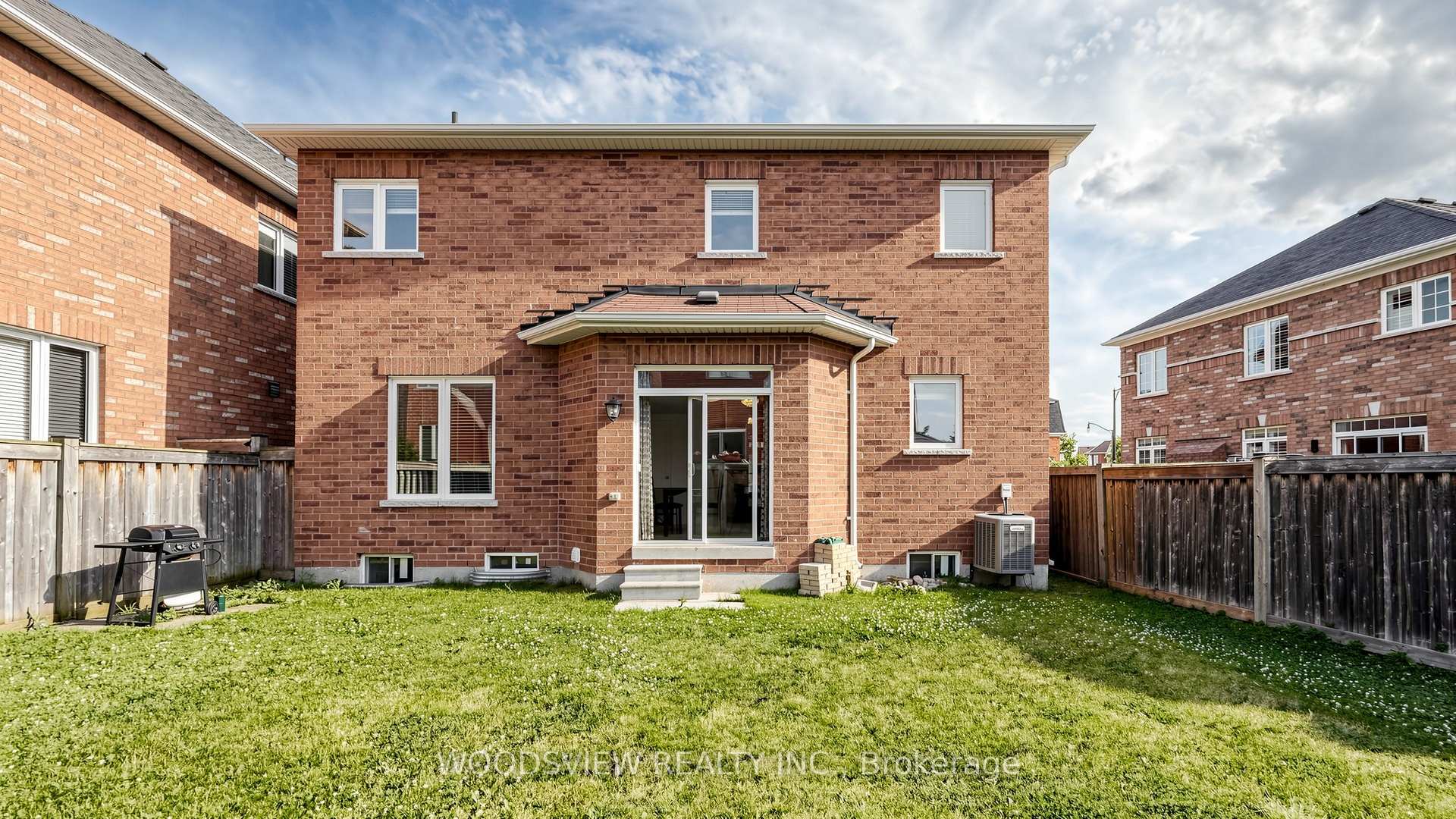 Photo 49 of 7 Deancrest Road, Brampton, Northwest Brampton — HOMEH
