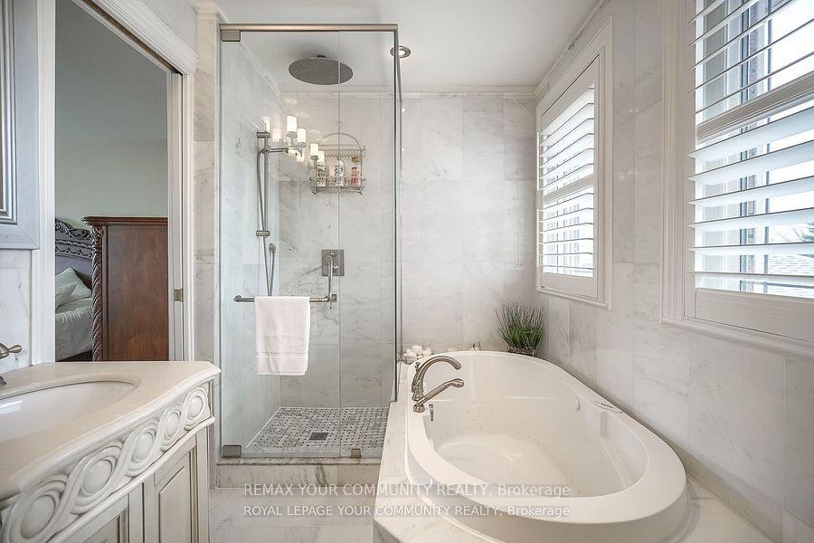 Photo 26 of 18 Terryellen Crescent, Etobicoke, Markland Wood — HOMEH