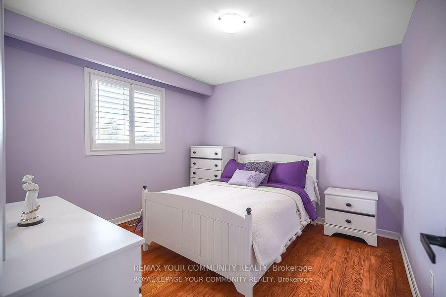 Photo 30 of 18 Terryellen Crescent, Etobicoke, Markland Wood — HOMEH