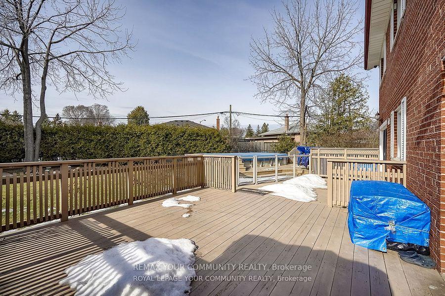 Photo 42 of 18 Terryellen Crescent, Etobicoke, Markland Wood — HOMEH