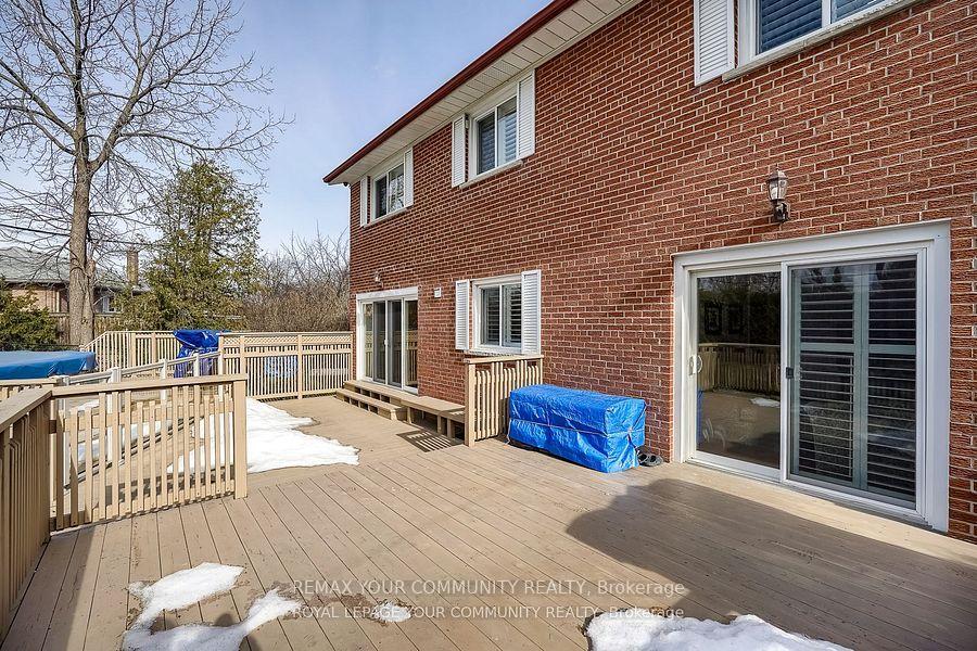 Photo 44 of 18 Terryellen Crescent, Etobicoke, Markland Wood — HOMEH