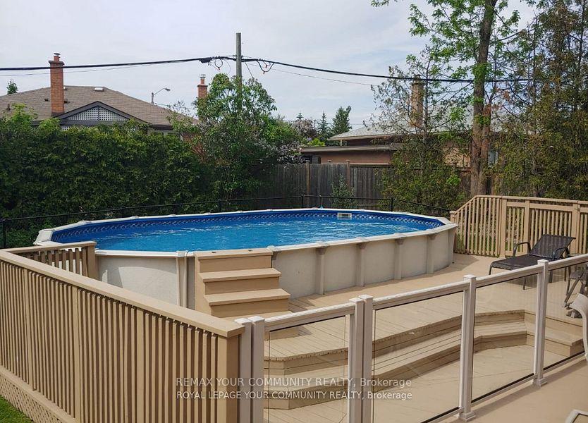 Photo 41 of 18 Terryellen Crescent, Etobicoke, Markland Wood — HOMEH