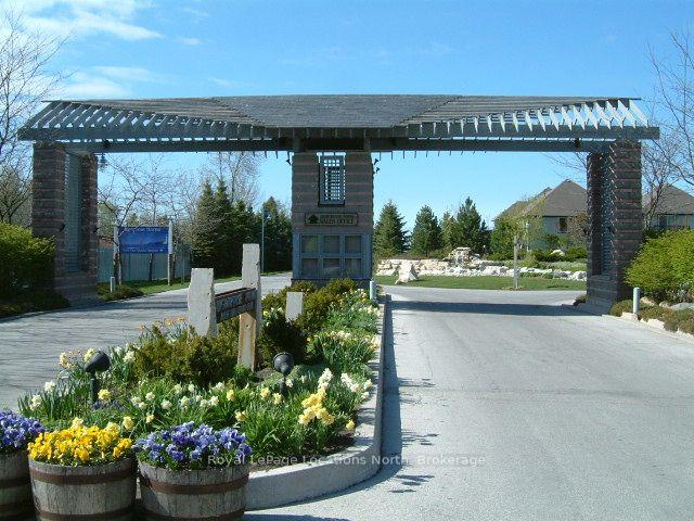 Photo 2 of 395 Mariners Way, Collingwood — HOMEH