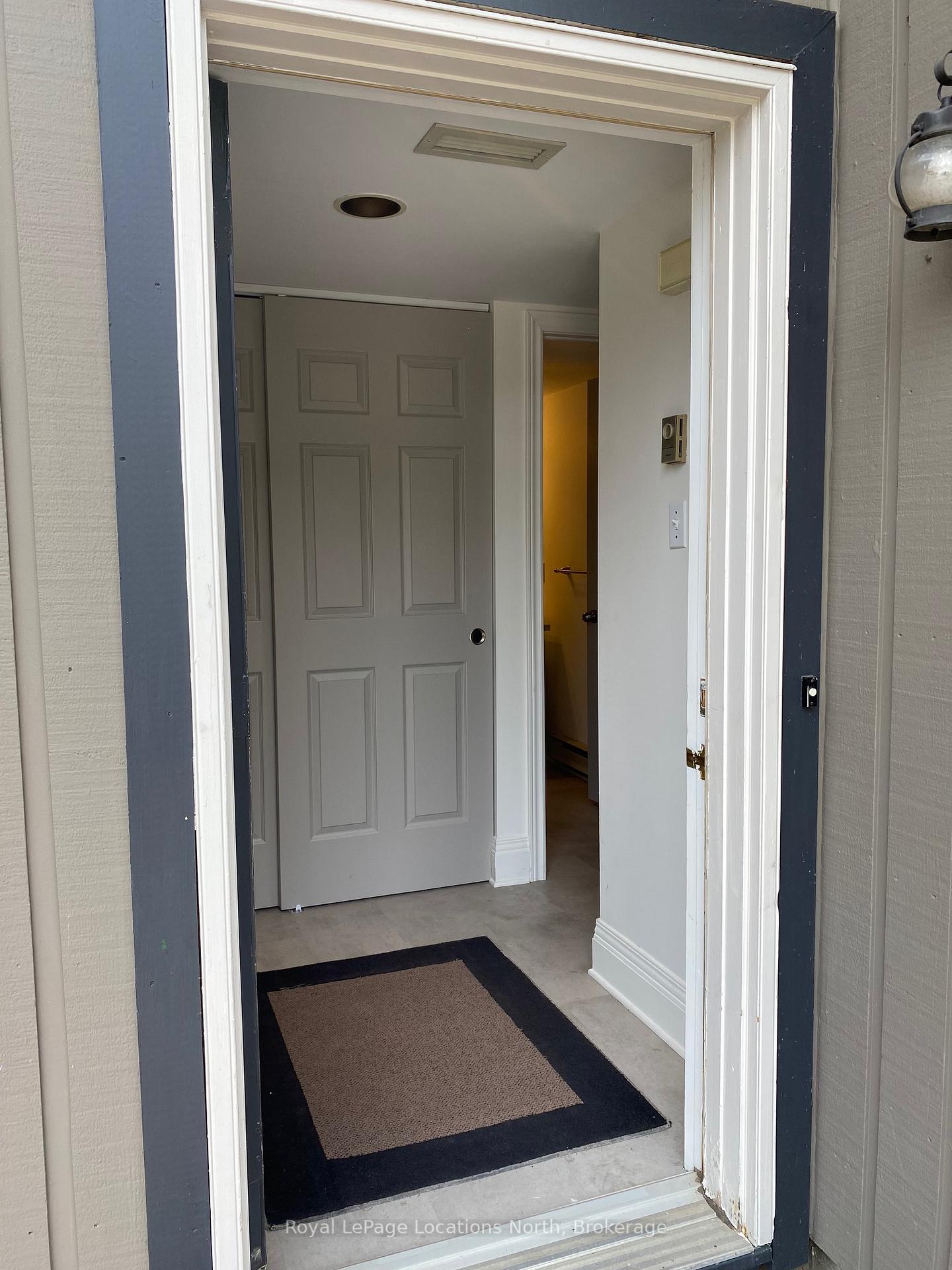 Photo 4 of 395 Mariners Way, Collingwood — HOMEH