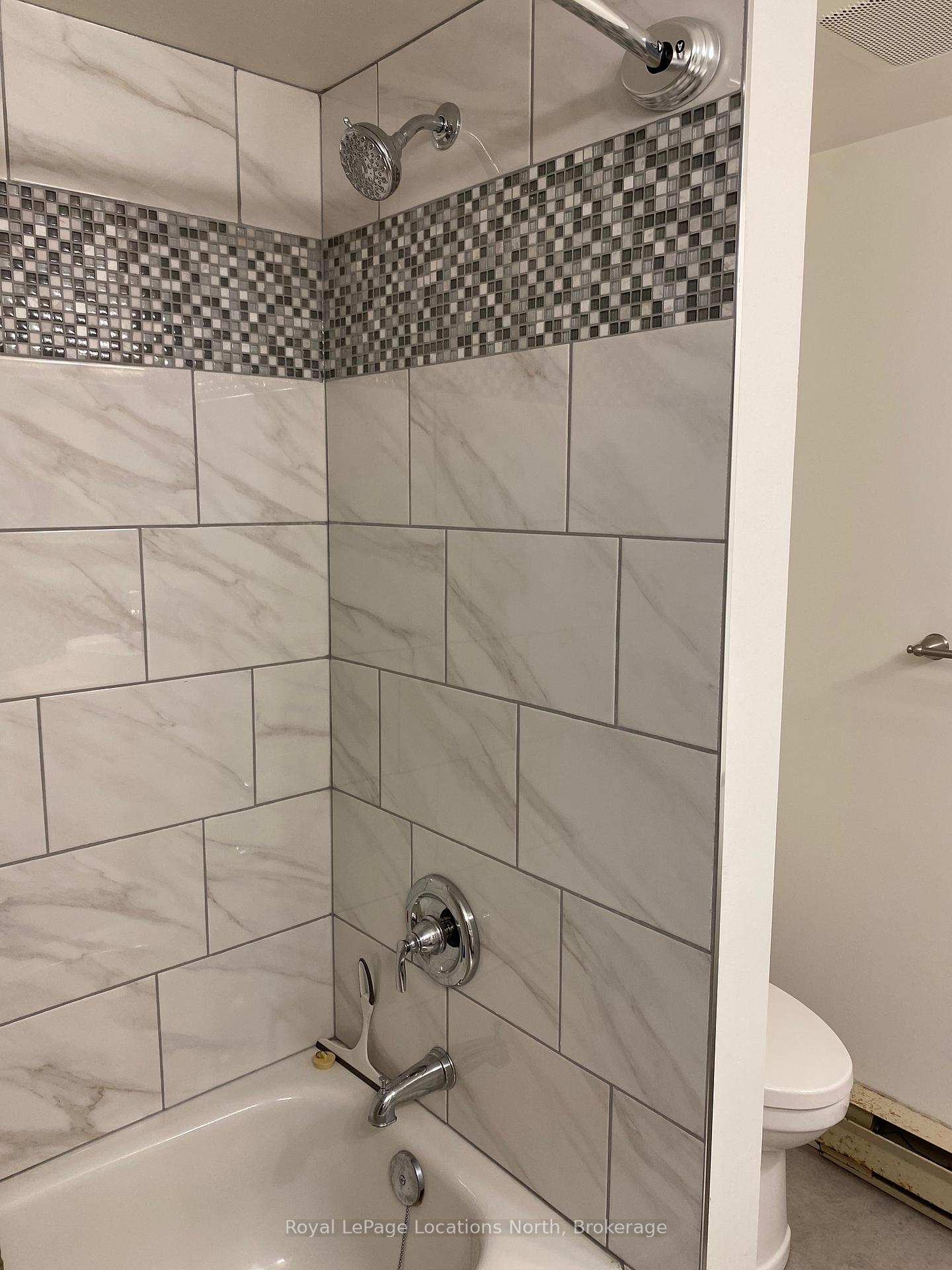 Photo 26 of 395 Mariners Way, Collingwood — HOMEH