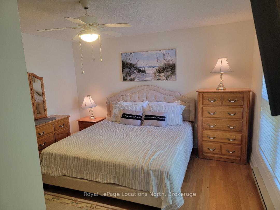 Photo 30 of 395 Mariners Way, Collingwood — HOMEH