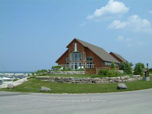 Photo 34 of 395 Mariners Way, Collingwood — HOMEH