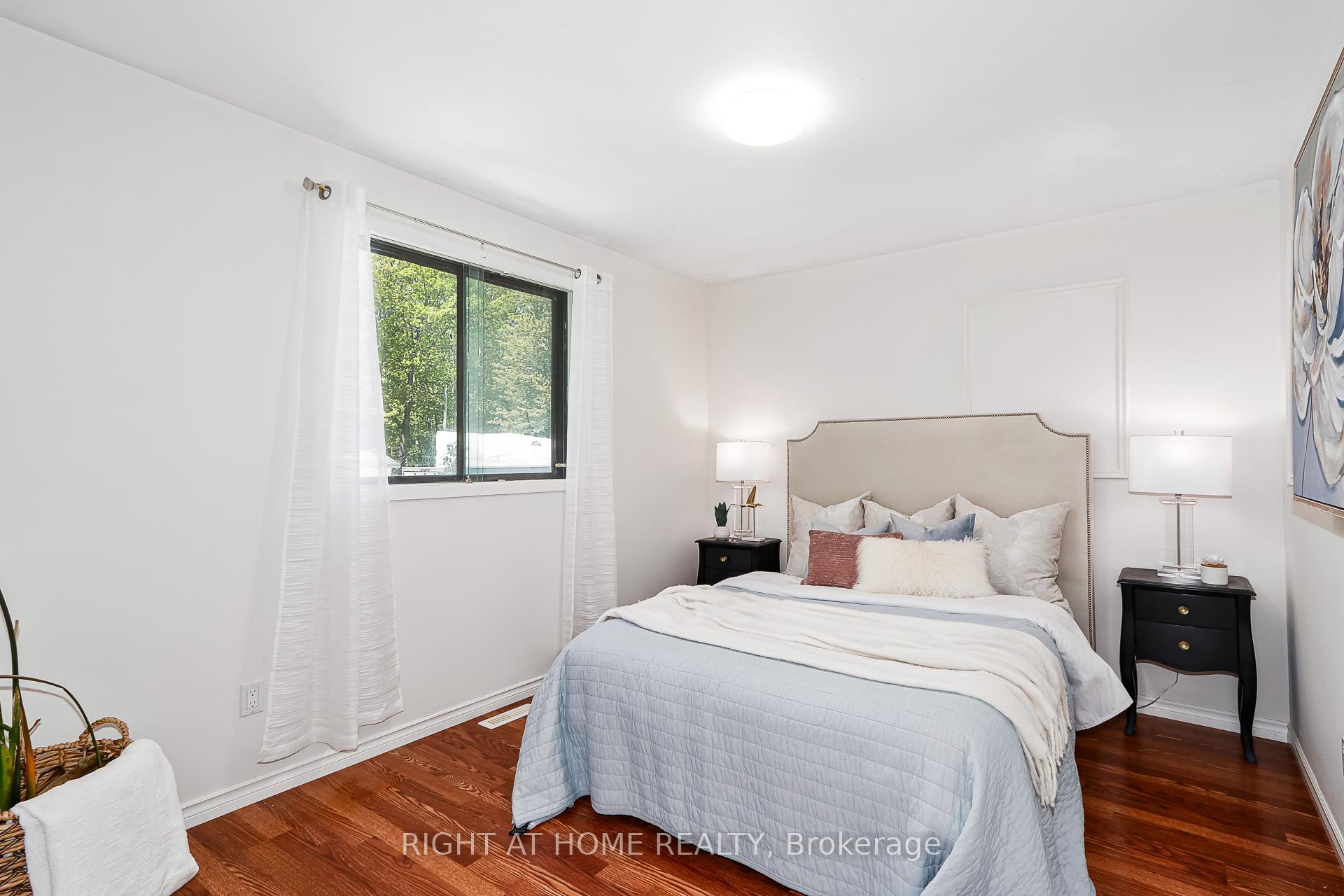 Photo 14 of 1059 Glen Mhor Crescent, Midland — HOMEH
