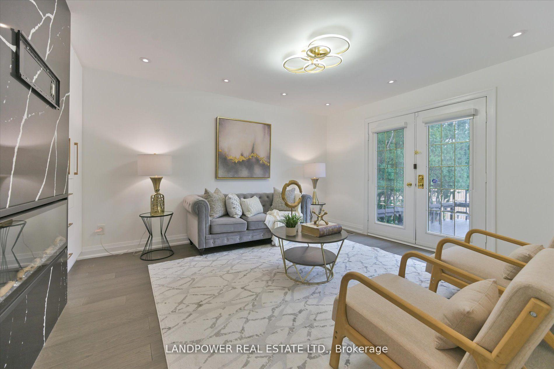 Photo 15 of 14 Carlton Road, Markham, Unionville — HOMEH