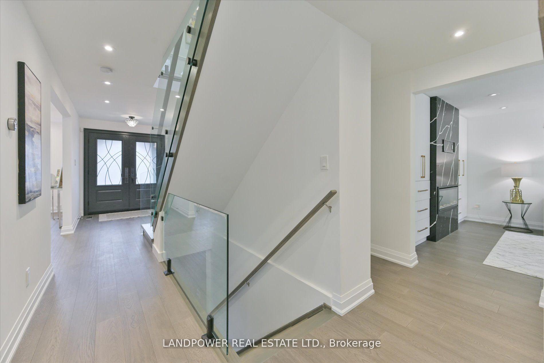Photo 17 of 14 Carlton Road, Markham, Unionville — HOMEH