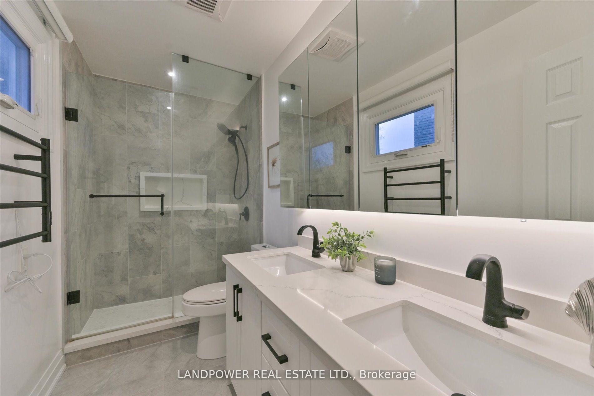 Photo 24 of 14 Carlton Road, Markham, Unionville — HOMEH