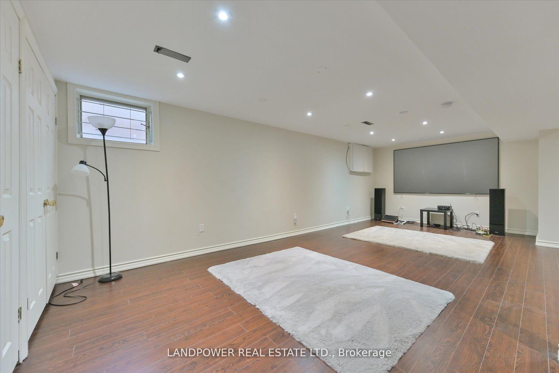 Photo 31 of 14 Carlton Road, Markham, Unionville — HOMEH