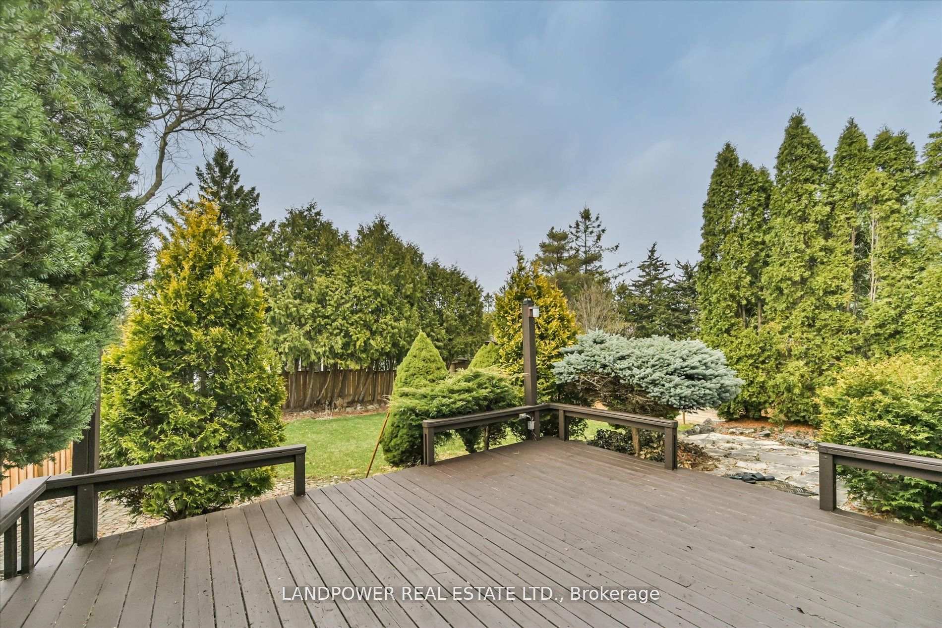Photo 35 of 14 Carlton Road, Markham, Unionville — HOMEH