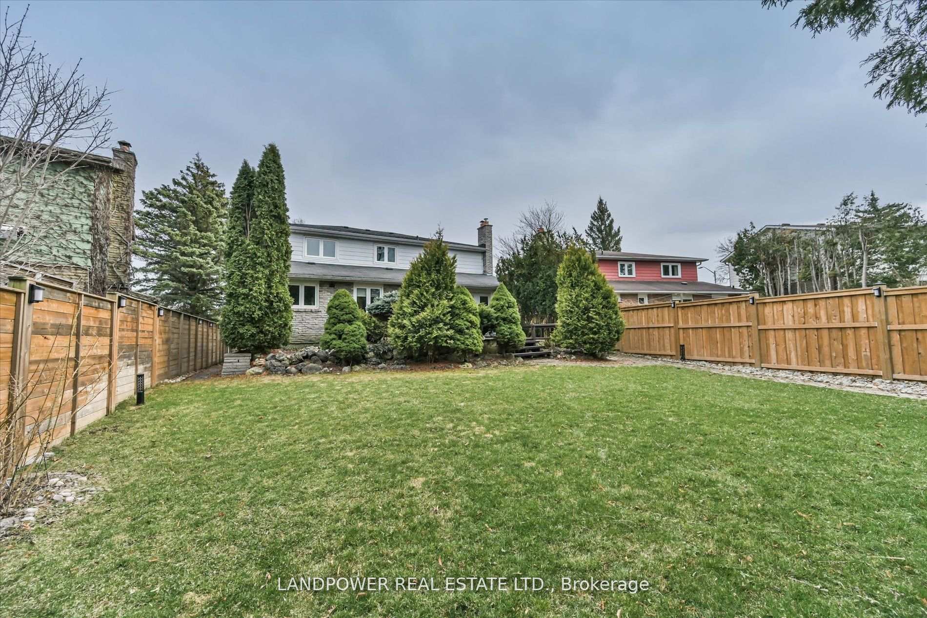 Photo 38 of 14 Carlton Road, Markham, Unionville — HOMEH