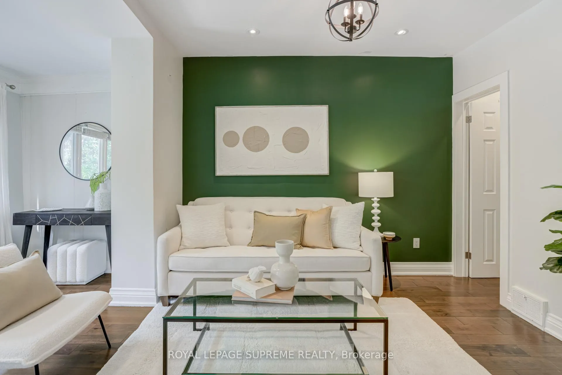 Photo 4 of 313 Cedarvale Avenue, Toronto, Woodbine-Lumsden — HOMEH