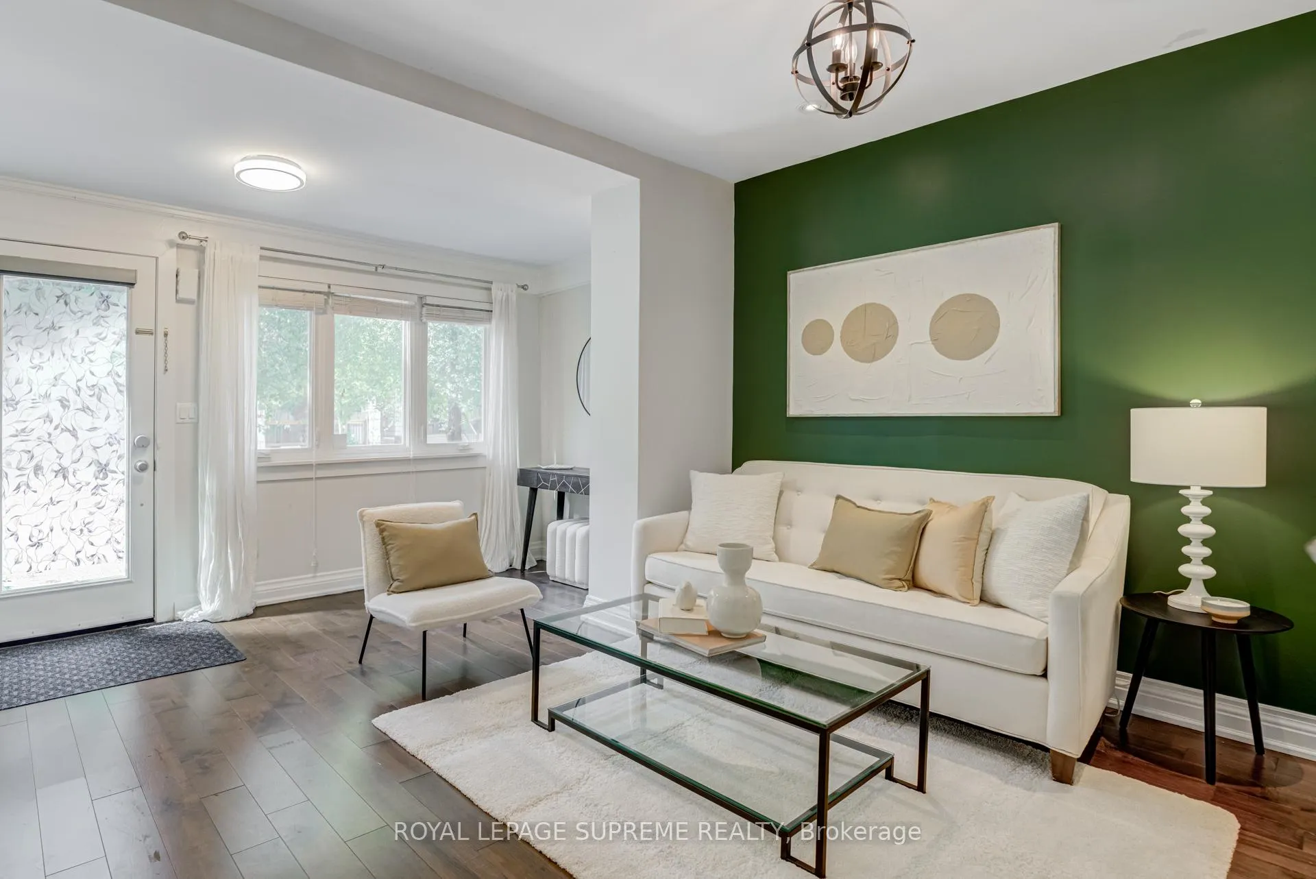 Photo 5 of 313 Cedarvale Avenue, Toronto, Woodbine-Lumsden — HOMEH