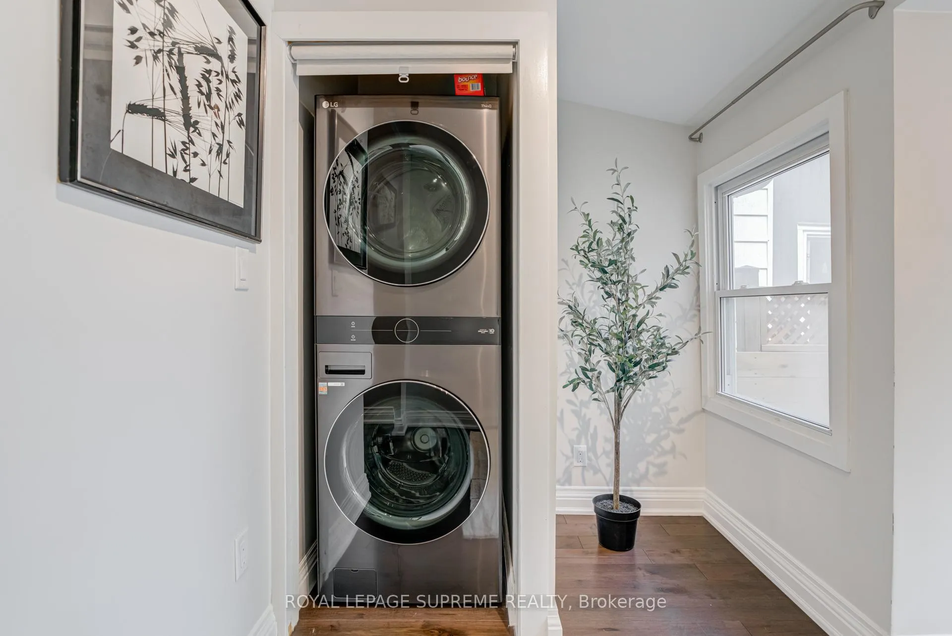 Photo 12 of 313 Cedarvale Avenue, Toronto, Woodbine-Lumsden — HOMEH