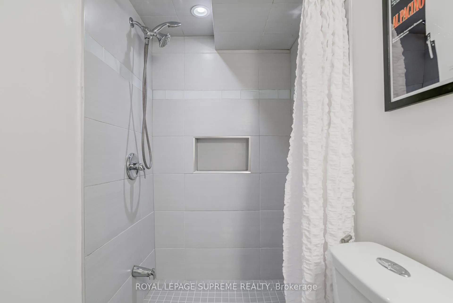 Photo 21 of 313 Cedarvale Avenue, Toronto, Woodbine-Lumsden — HOMEH