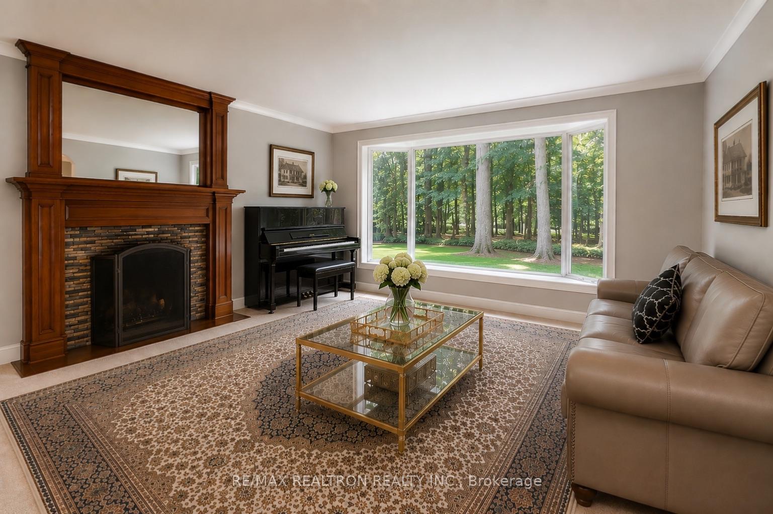 Photo 6 of 151 Brooke Street, Vaughan, Crestwood-Springfarm-Yorkhill — HOMEH