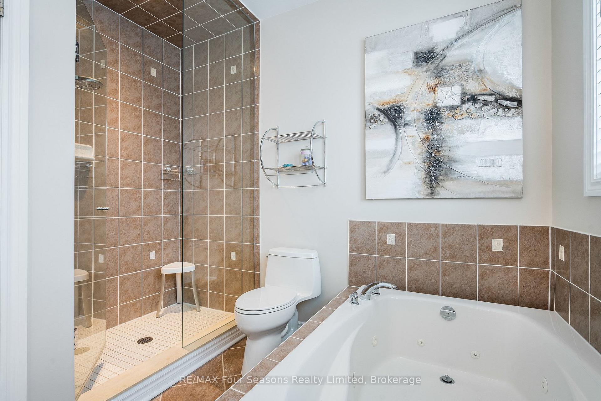 Photo 12 of 64 Waterview Road, Wasaga Beach — HOMEH
