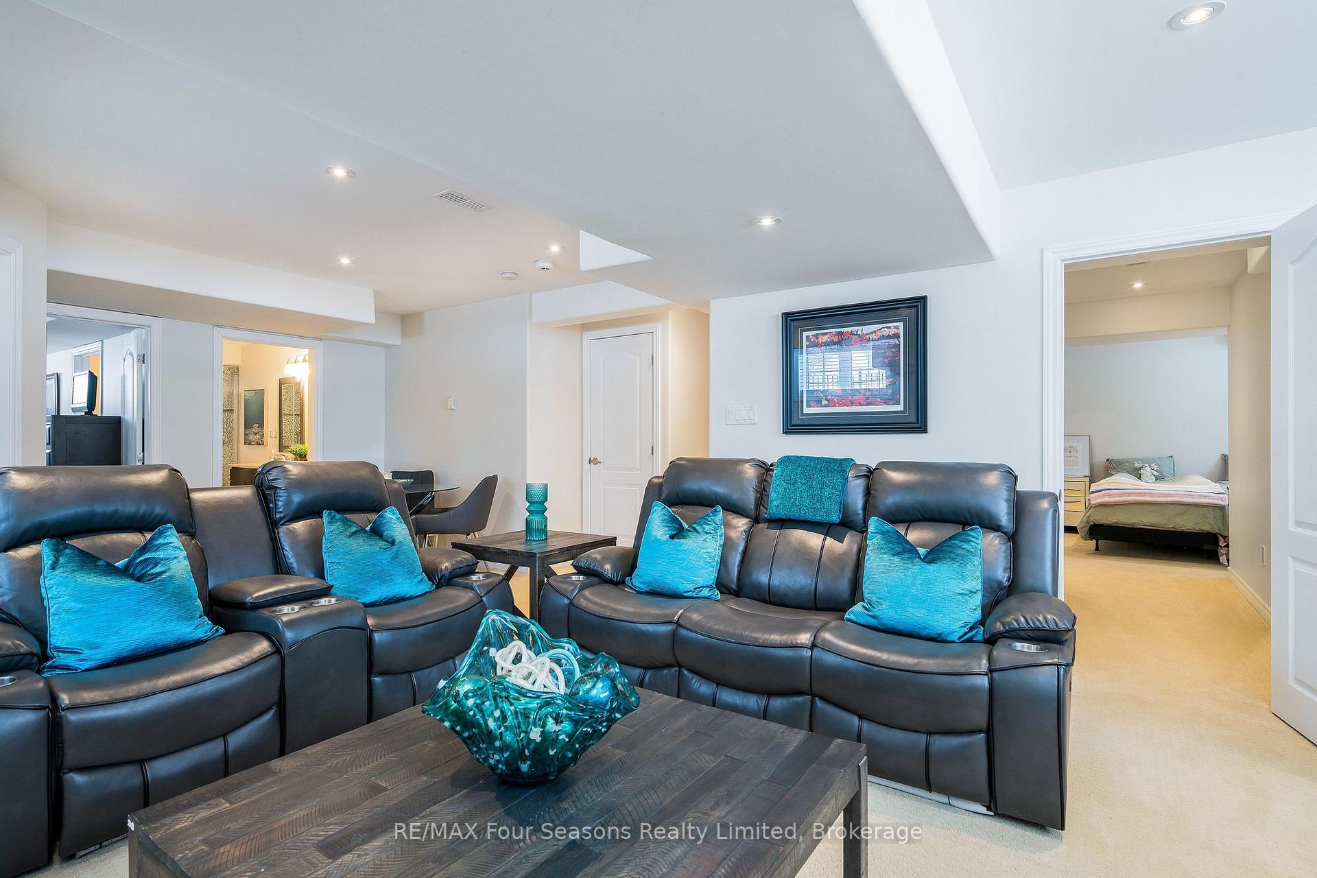 Photo 24 of 64 Waterview Road, Wasaga Beach — HOMEH