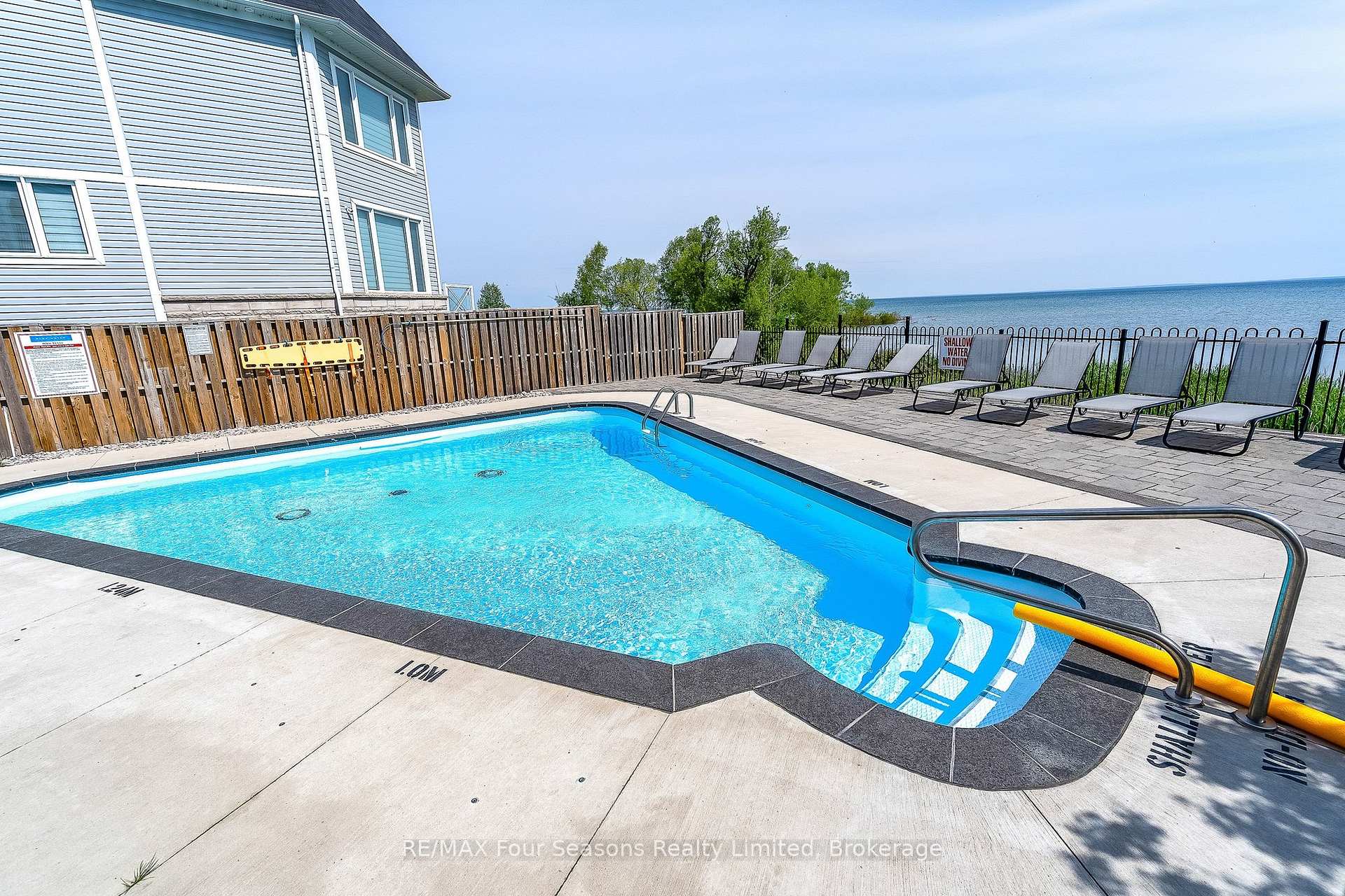Photo 40 of 64 Waterview Road, Wasaga Beach — HOMEH