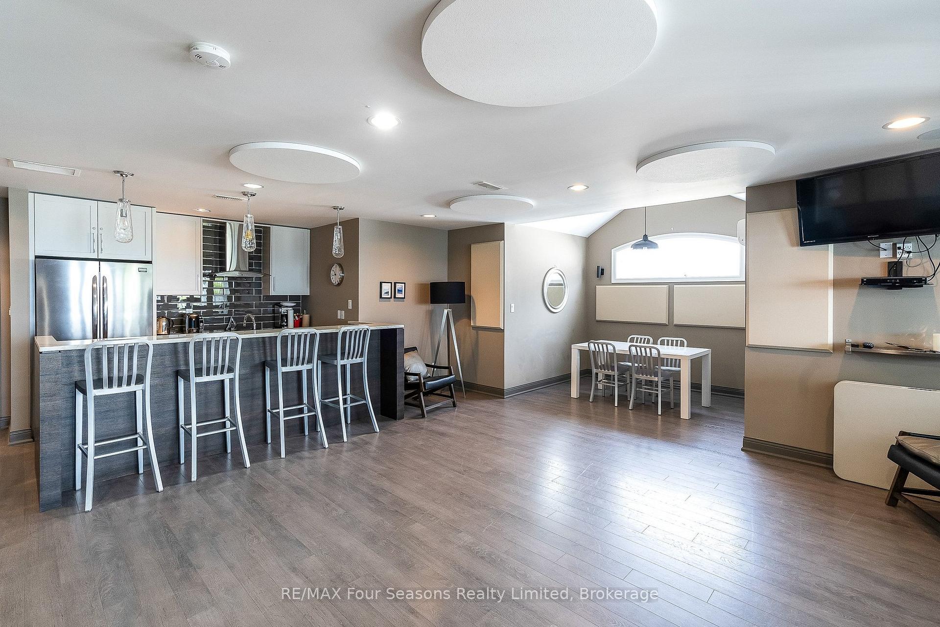 Photo 42 of 64 Waterview Road, Wasaga Beach — HOMEH