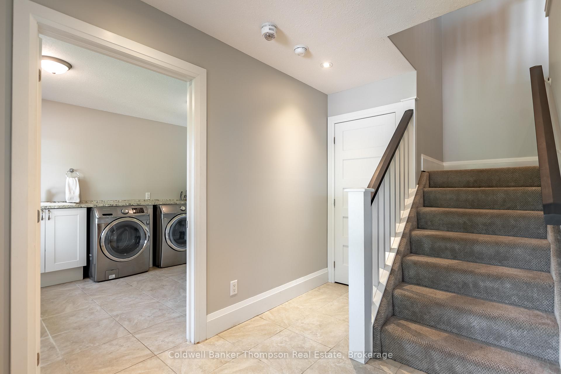 Photo 3 of 20 Goodwin Drive, Huntsville — HOMEH
