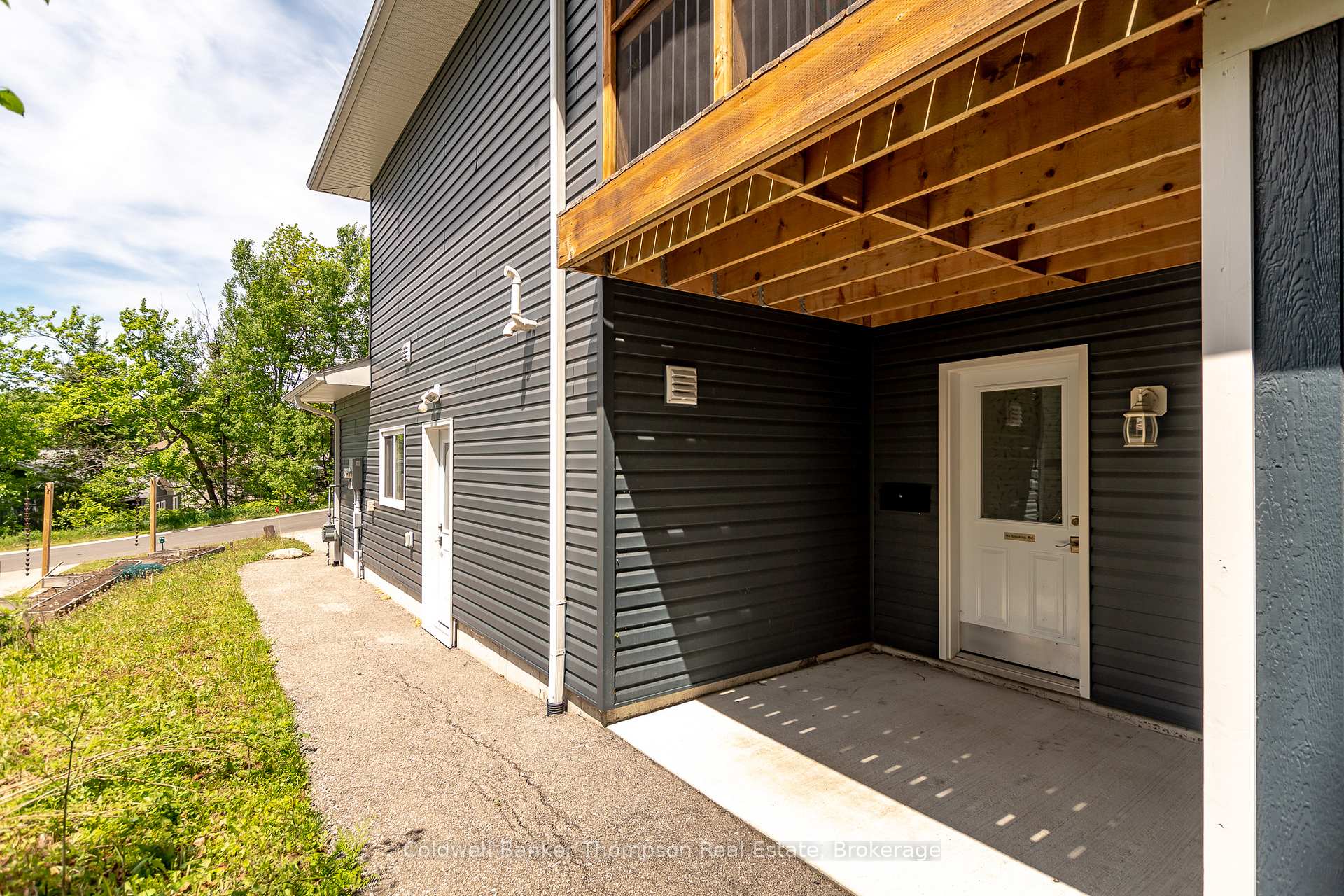 Photo 26 of 20 Goodwin Drive, Huntsville — HOMEH
