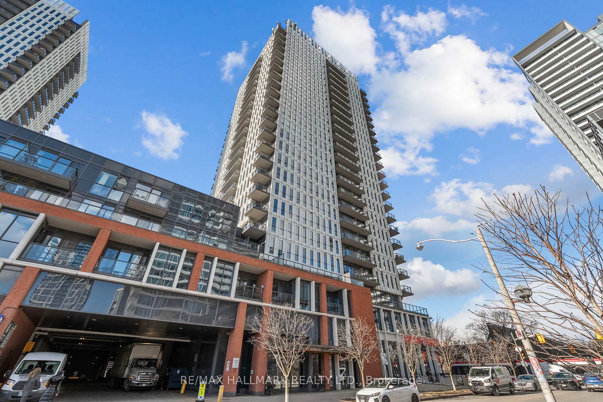 Photo 2 of Unit 1407, 170 Sumach Street, Toronto, Regent Park — HOMEH