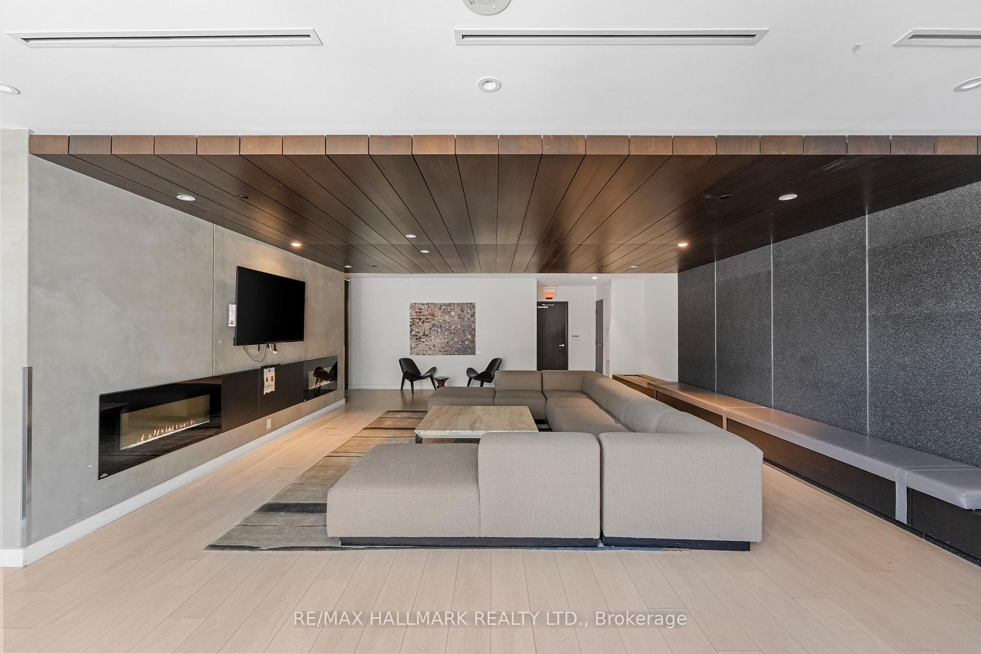 Photo 16 of Unit 1407, 170 Sumach Street, Toronto, Regent Park — HOMEH