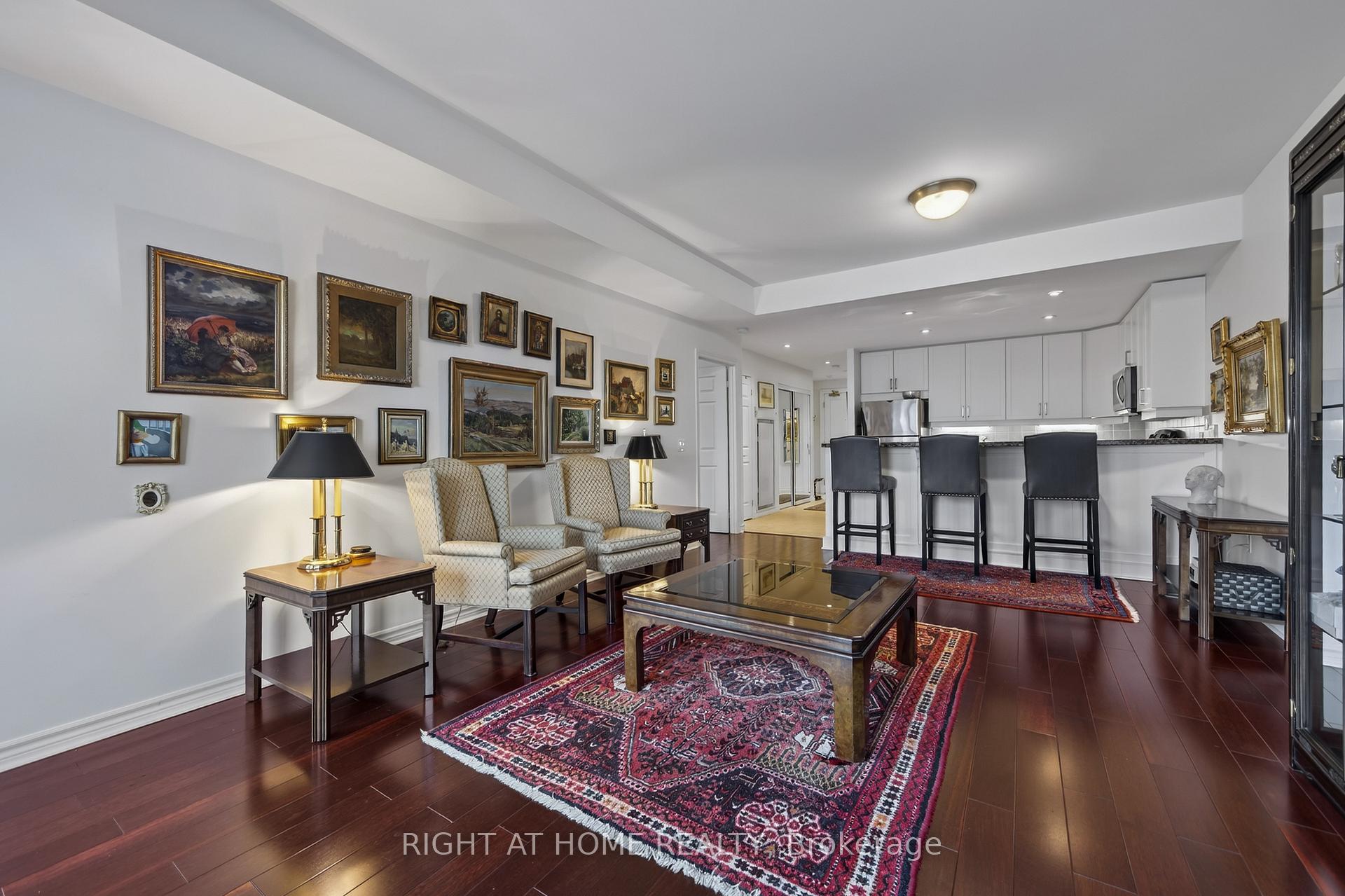 Photo 4 of Unit 409, 6 Toronto Street, Barrie, City Centre — HOMEH