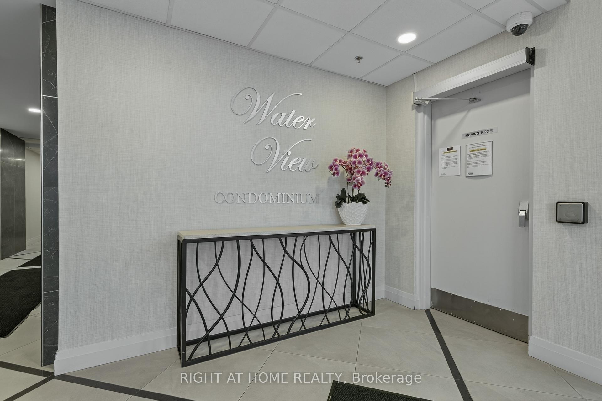 Photo 7 of Unit 409, 6 Toronto Street, Barrie, City Centre — HOMEH