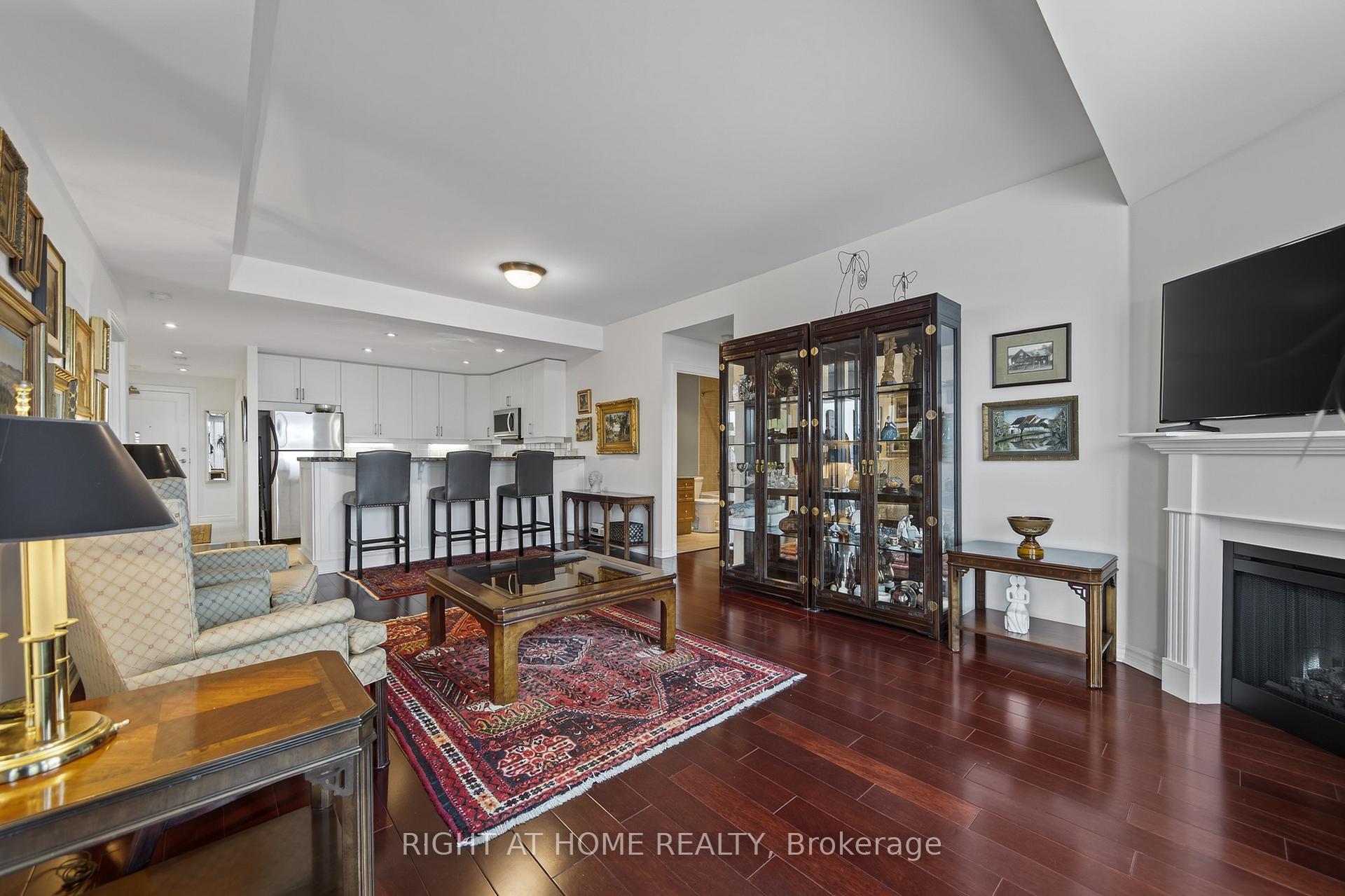 Photo 13 of Unit 409, 6 Toronto Street, Barrie, City Centre — HOMEH