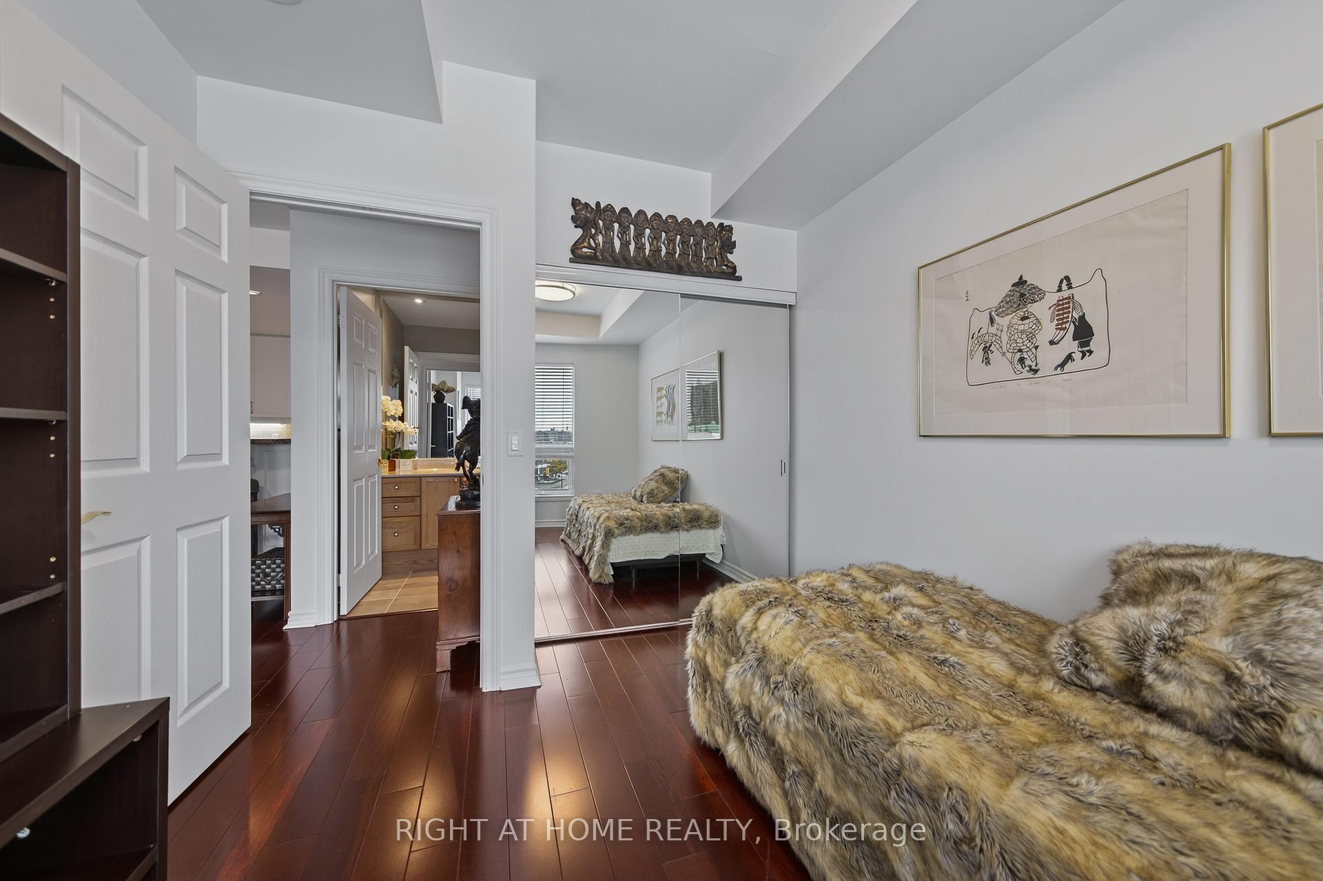 Photo 22 of Unit 409, 6 Toronto Street, Barrie, City Centre — HOMEH