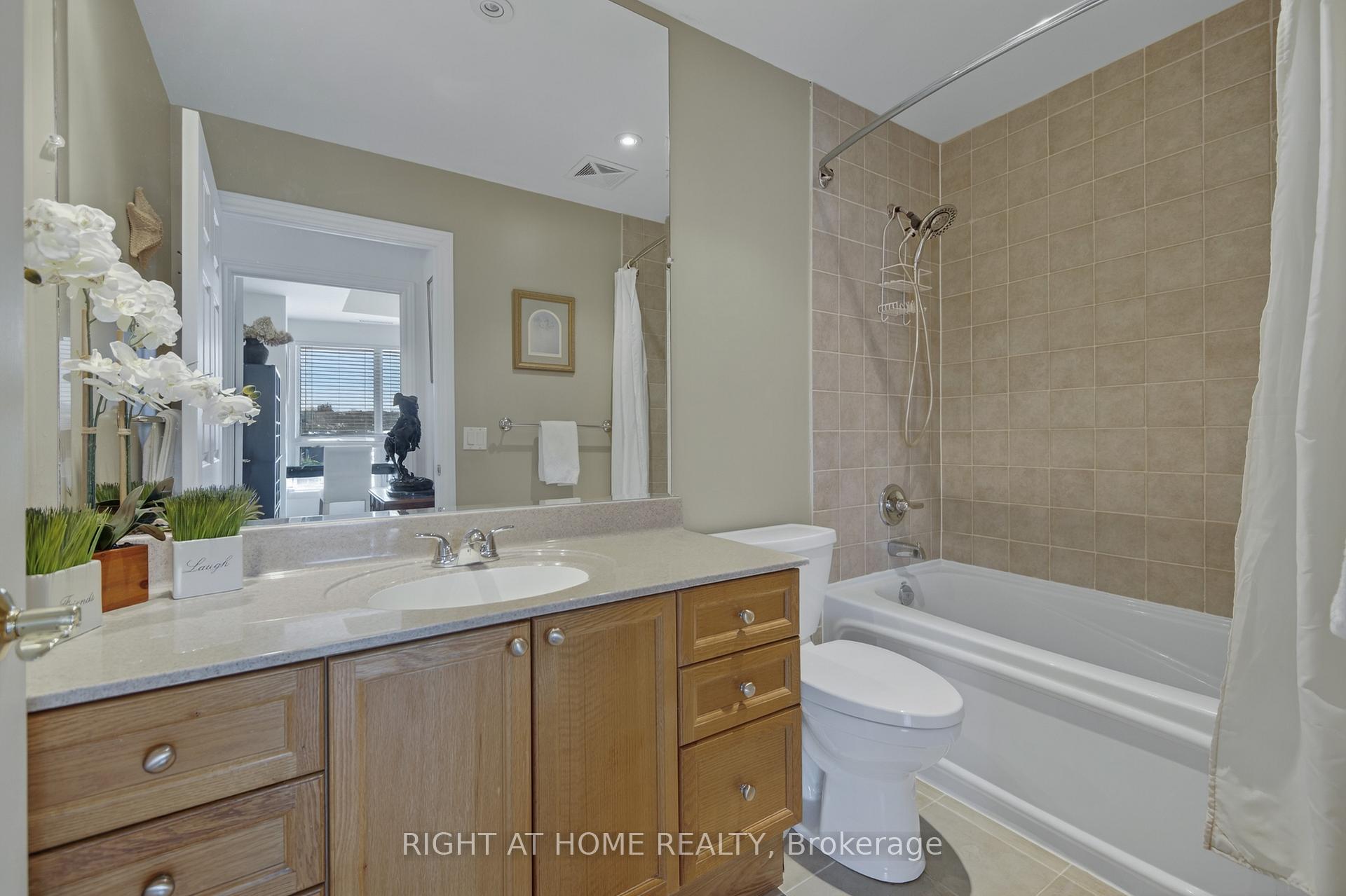 Photo 23 of Unit 409, 6 Toronto Street, Barrie, City Centre — HOMEH