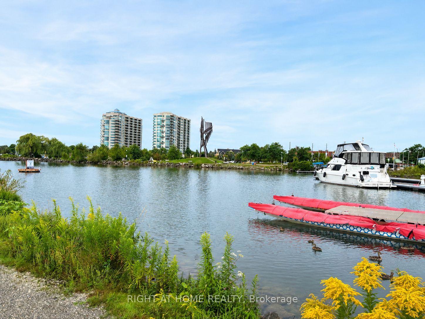 Photo of Unit 409, 6 Toronto Street