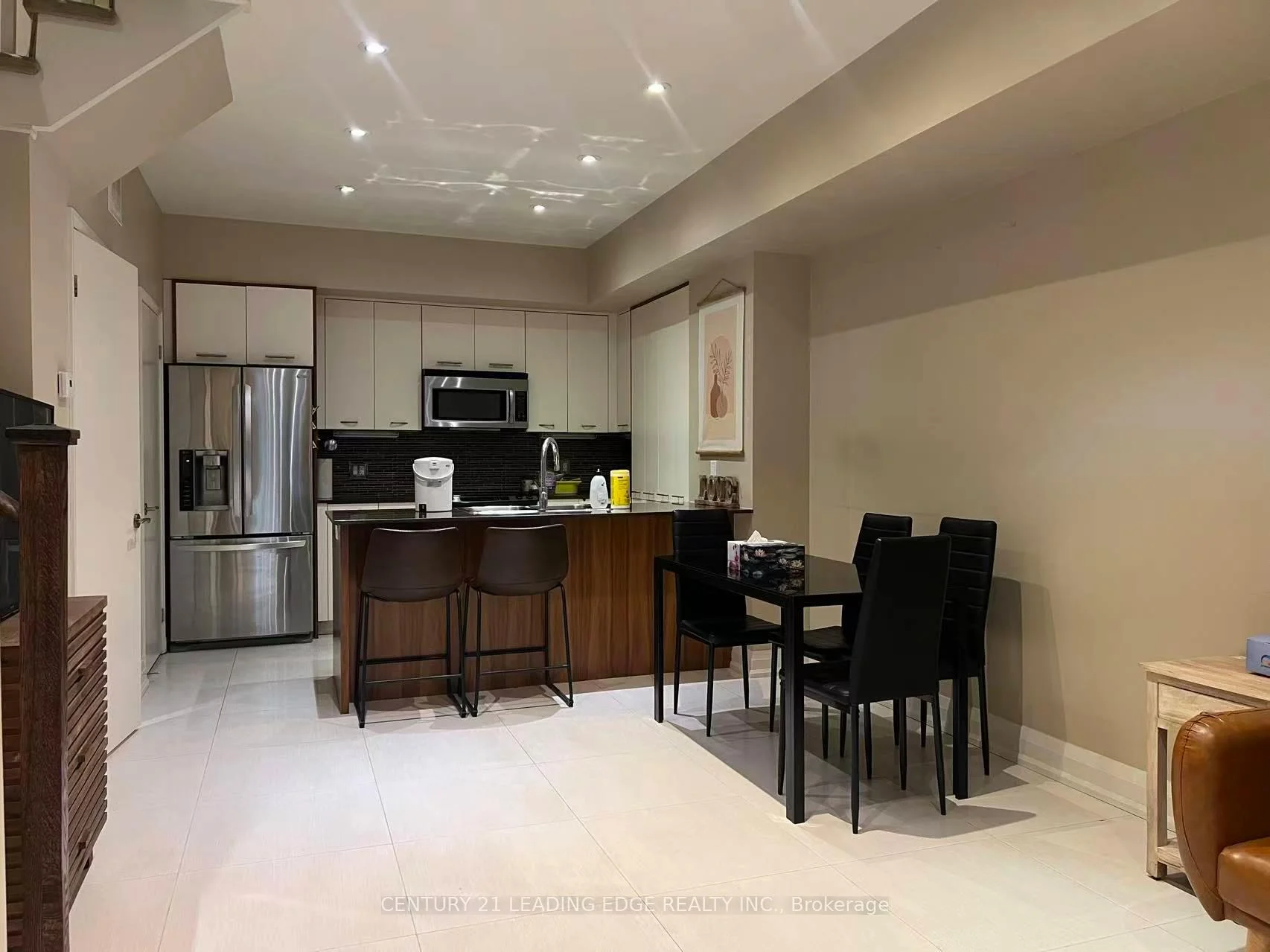 Photo 8 of Unit Th4, 15 Valhalla Inn Road, Etobicoke, Islington-City Centre West — HOMEH