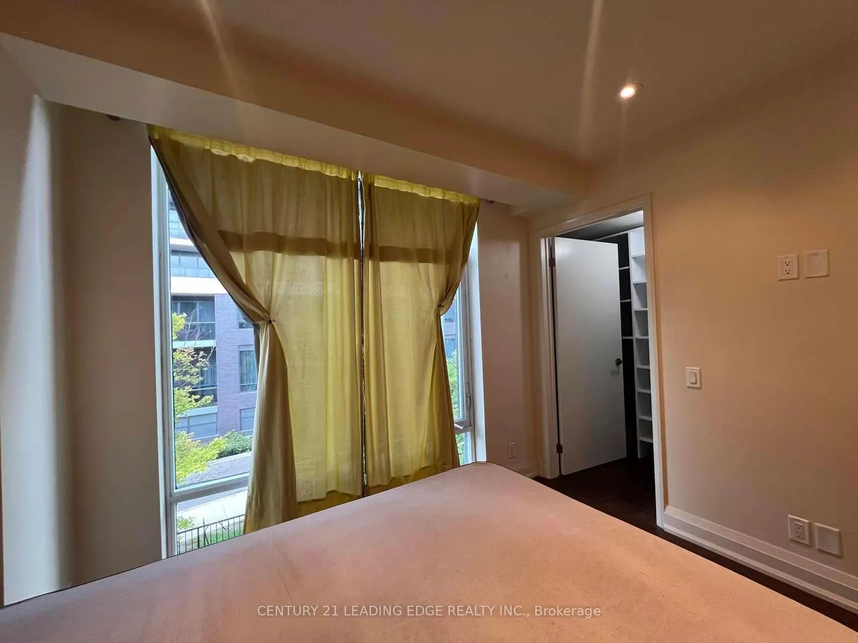 Photo 18 of Unit Th4, 15 Valhalla Inn Road, Etobicoke, Islington-City Centre West — HOMEH