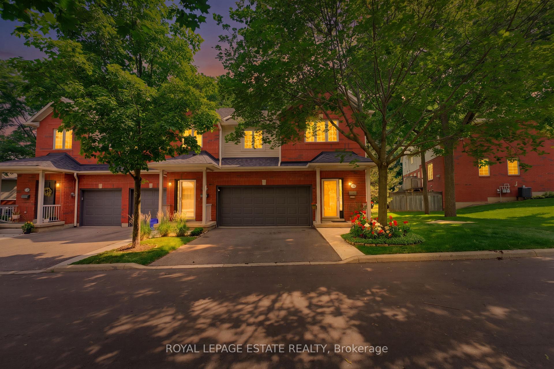 Photo 3 of Unit 20, 120 Beddoe Drive, Hamilton, Chedoke Park — HOMEH