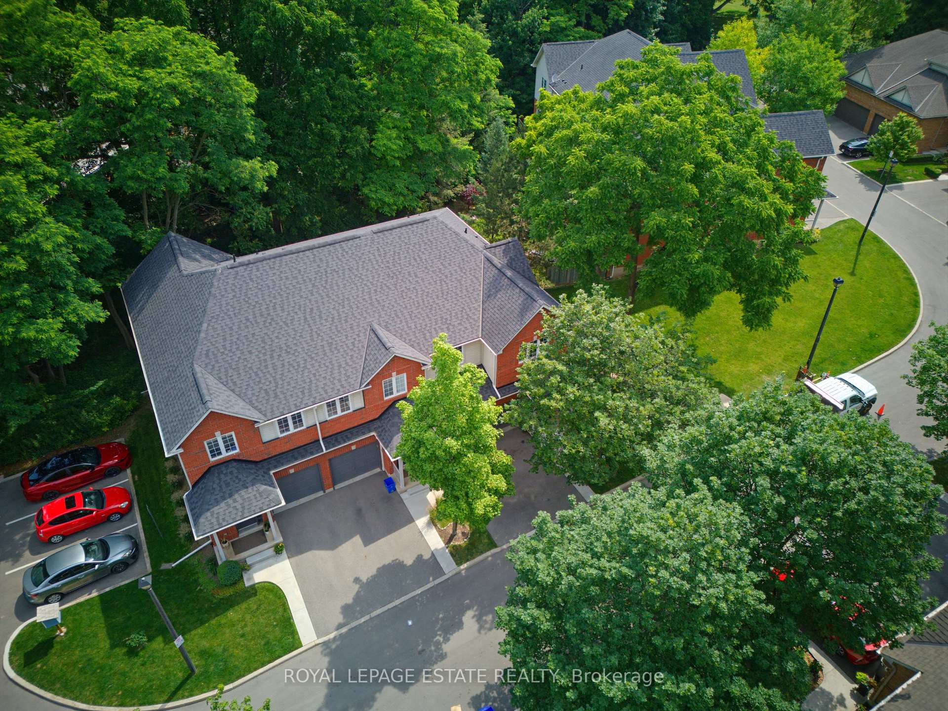 Photo 5 of Unit 20, 120 Beddoe Drive, Hamilton, Chedoke Park — HOMEH
