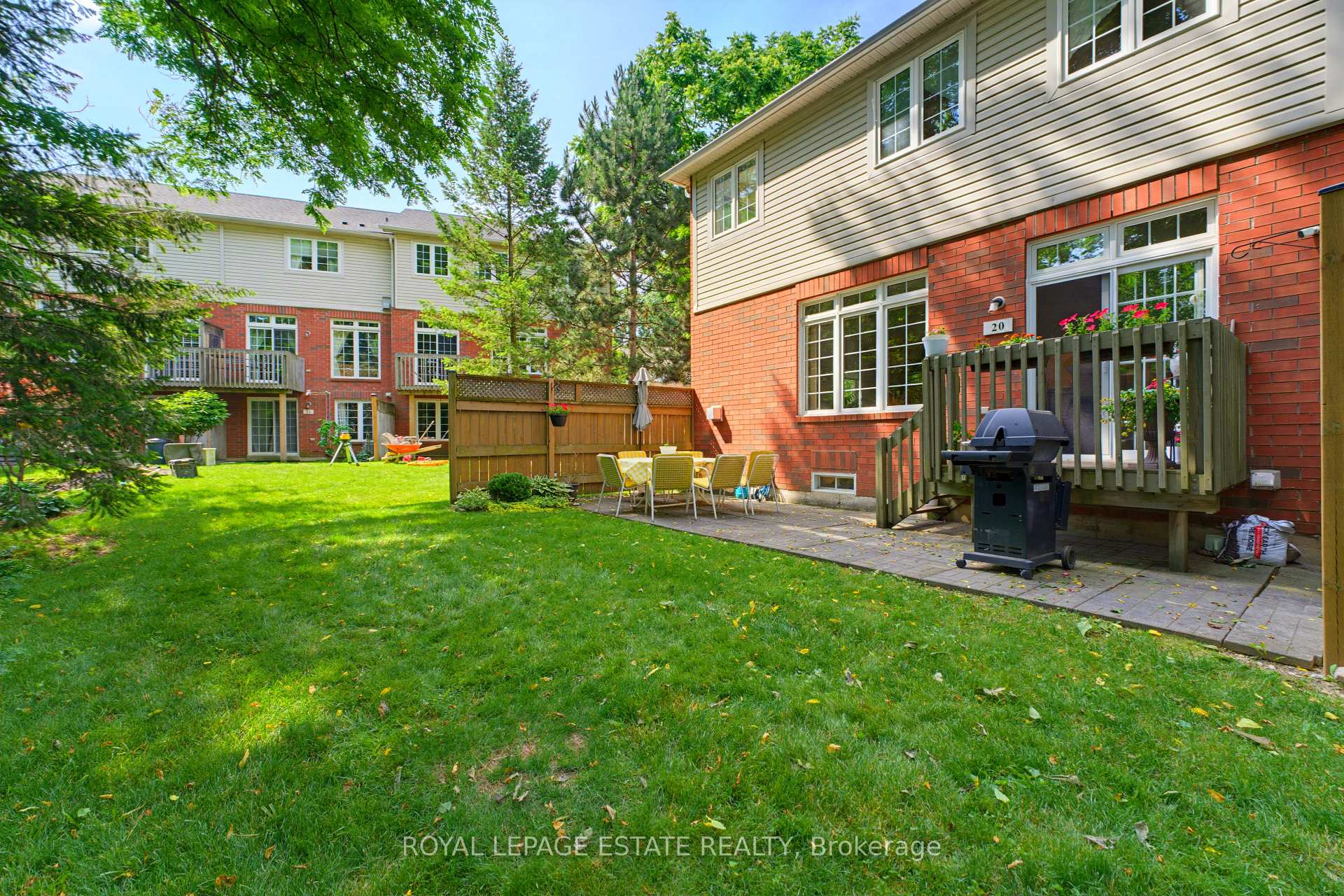 Photo 8 of Unit 20, 120 Beddoe Drive, Hamilton, Chedoke Park — HOMEH