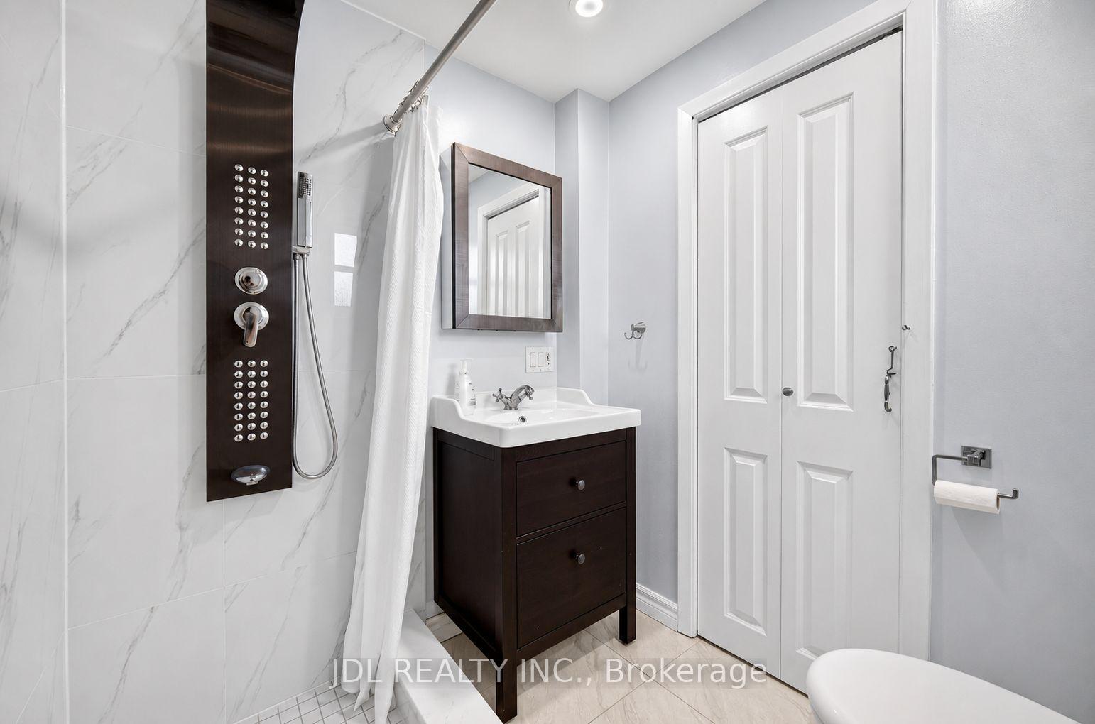 Photo 16 of Unit Main Floor, 6 Willowgate Drive, Markham, Bullock — HOMEH