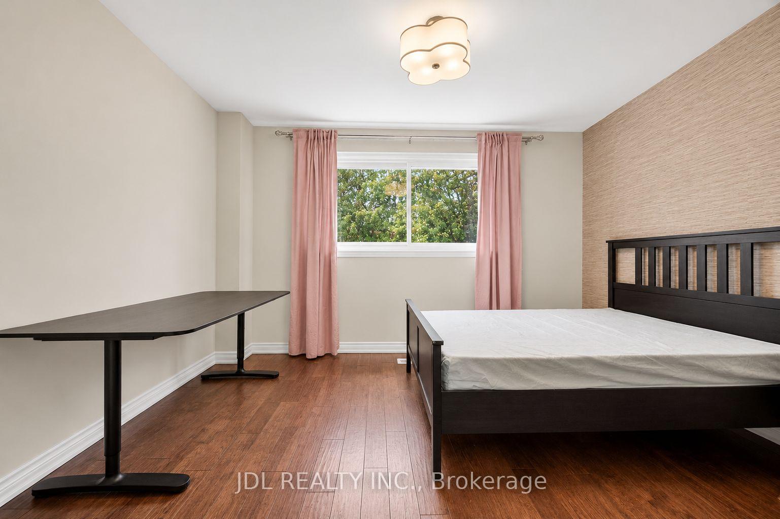 Photo 17 of Unit Main Floor, 6 Willowgate Drive, Markham, Bullock — HOMEH